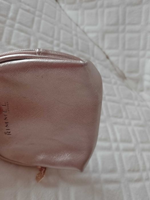 Rimmel London/ Ekskluzywna Saszetka, kosmetyczka Gold Rose