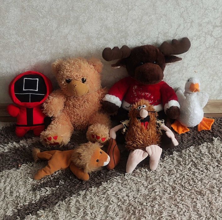 Мягкі плюшеві іграшки Капітан Кейвмен качка лев олень ведмідь наглядач