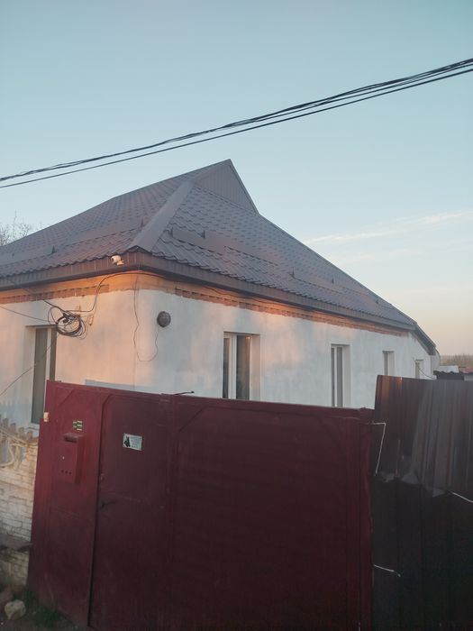 Услуги электрика ,сантехника,натяжные потолки,фасады,крыши,откосы