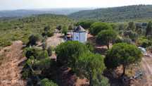 Terreno T2 em Alcanede de 100,00 m2