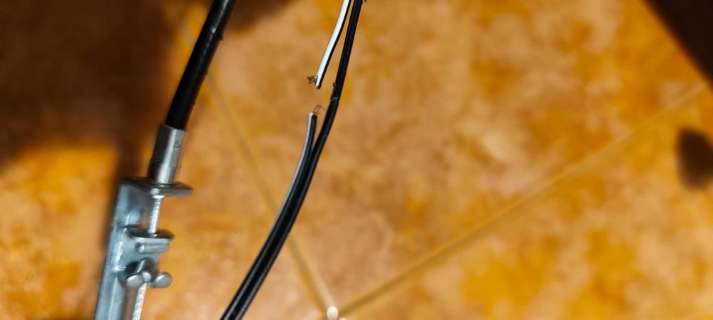 Bicicleta estática essential 03 a funcionar / monitor não funciona