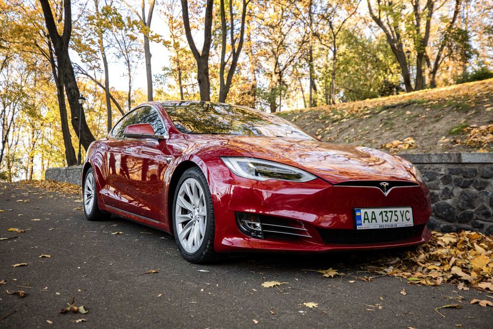 Продам Tesla Model S