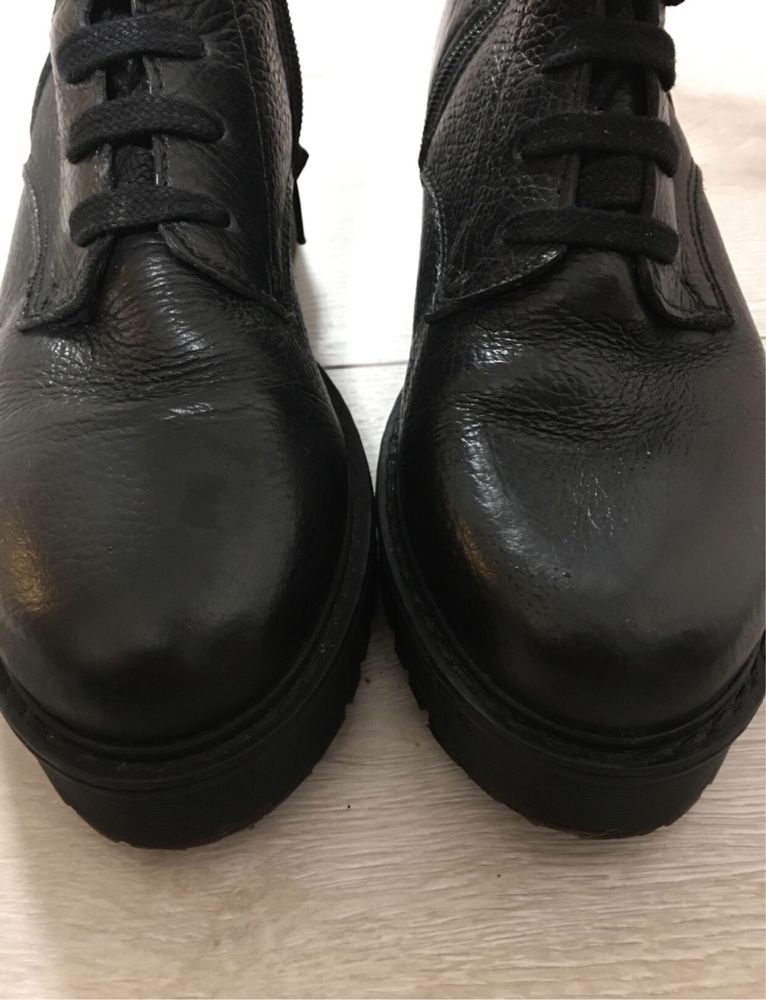 Ботинки жіночі made in Portugal