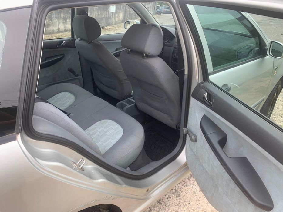 Vende-se skoda usada