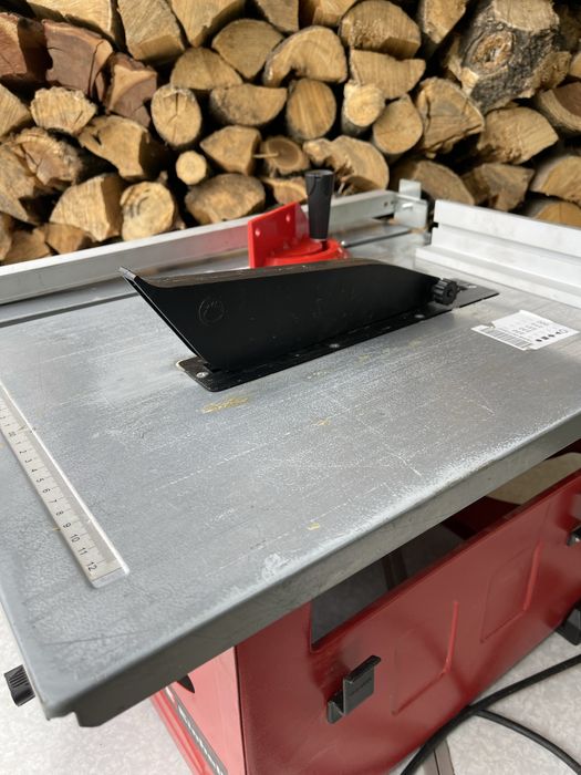 Циркулярная пила Einhell TC-TS 8