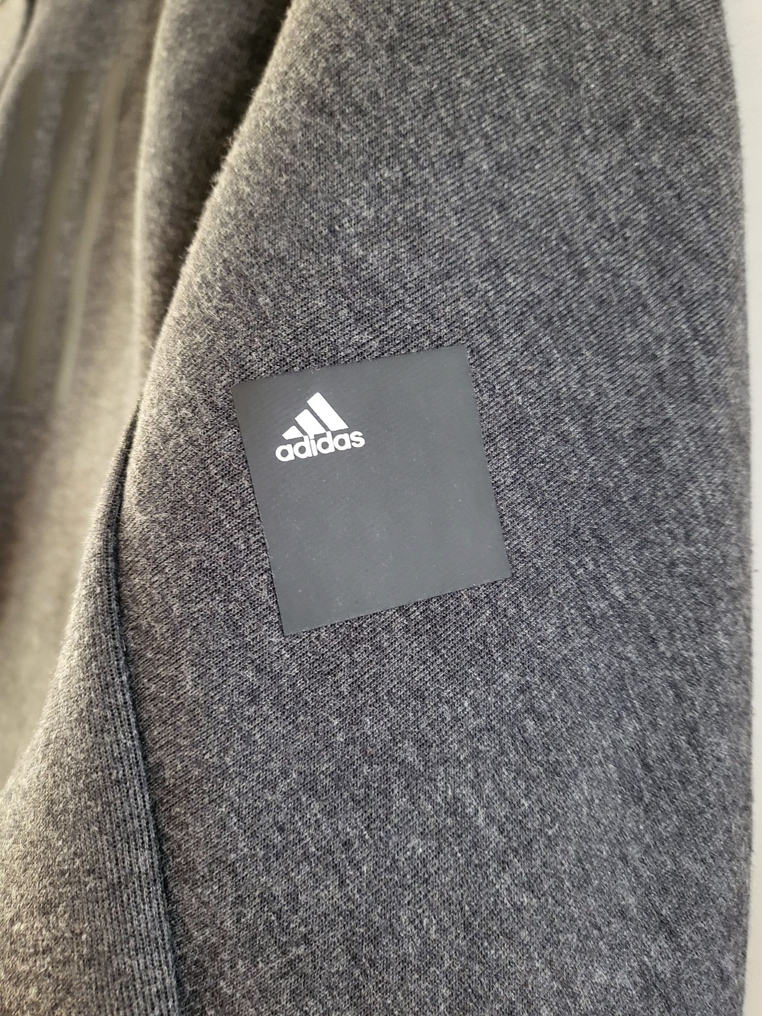 Bluza adidas krótka