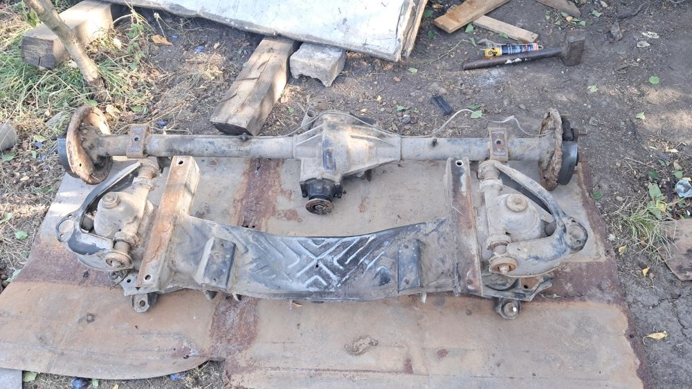 Продам запчасти на лт28