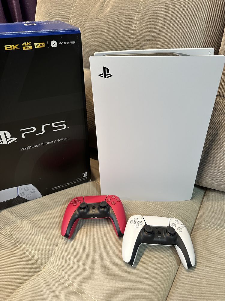 Ігрова приставка Sony PS5 Digital Edition 825GB White
