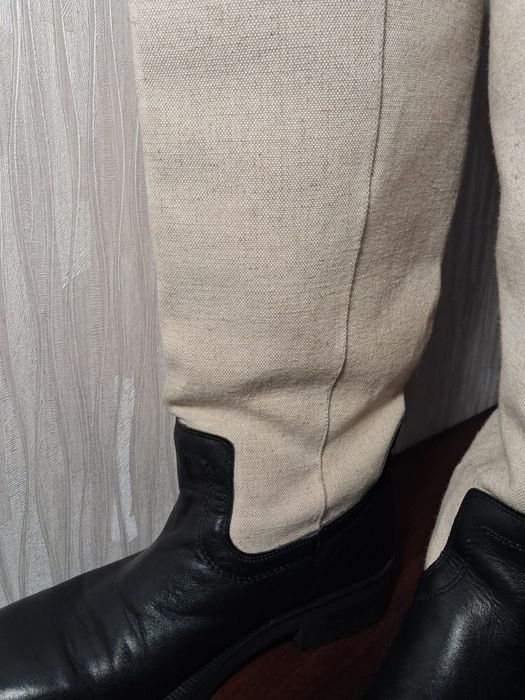 Чоботи,сапожки ,