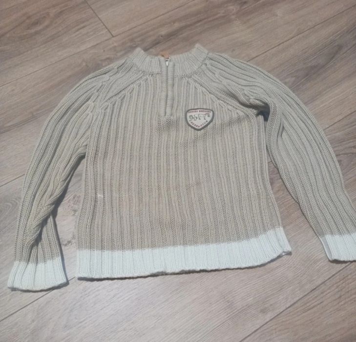Sweterek rozmiar 98/104