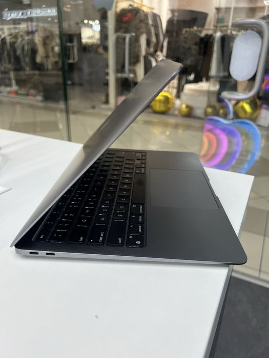 Ноутбук MacBook Air 13” 2020 М1 8ОЗУ 256GB SSD стан  9,9/10 #