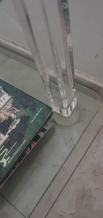 Mesa de centro em vidro