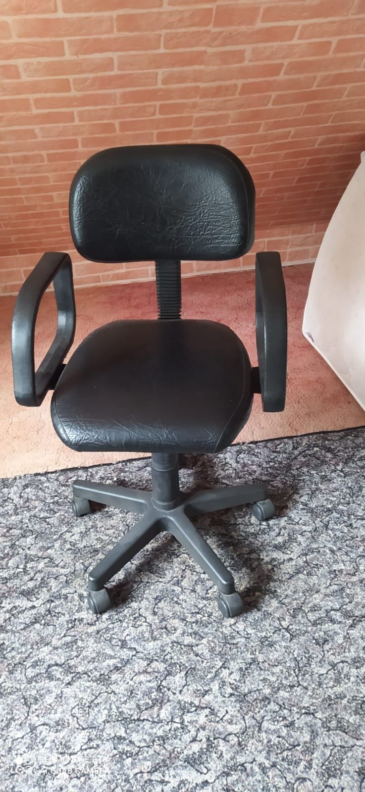Krzesło biurowe,obrotowe.