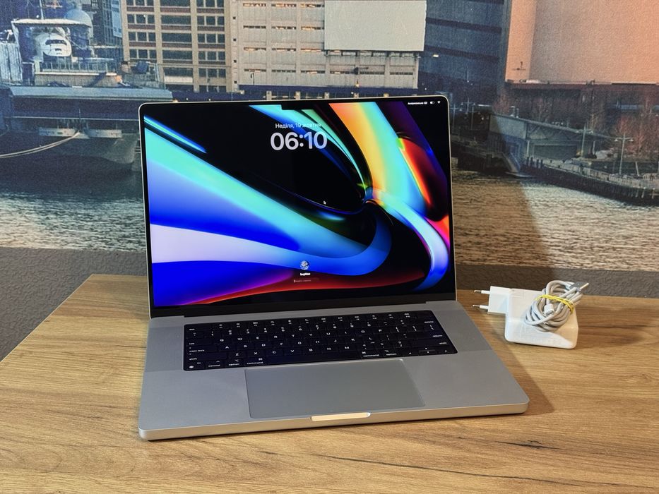 MacBook Pro 16” M1 Pro 2021 32 / 512 ГБ Silver Гарантія 30 днів #93