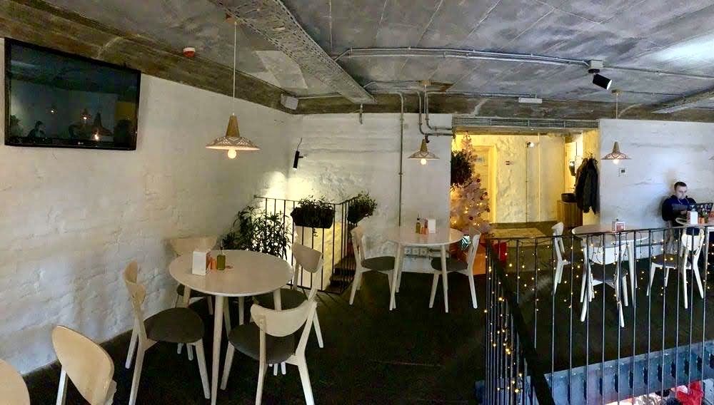 Фасад Кафе 118 м2 Городецького,Майдан Незалежності, Хрещатик