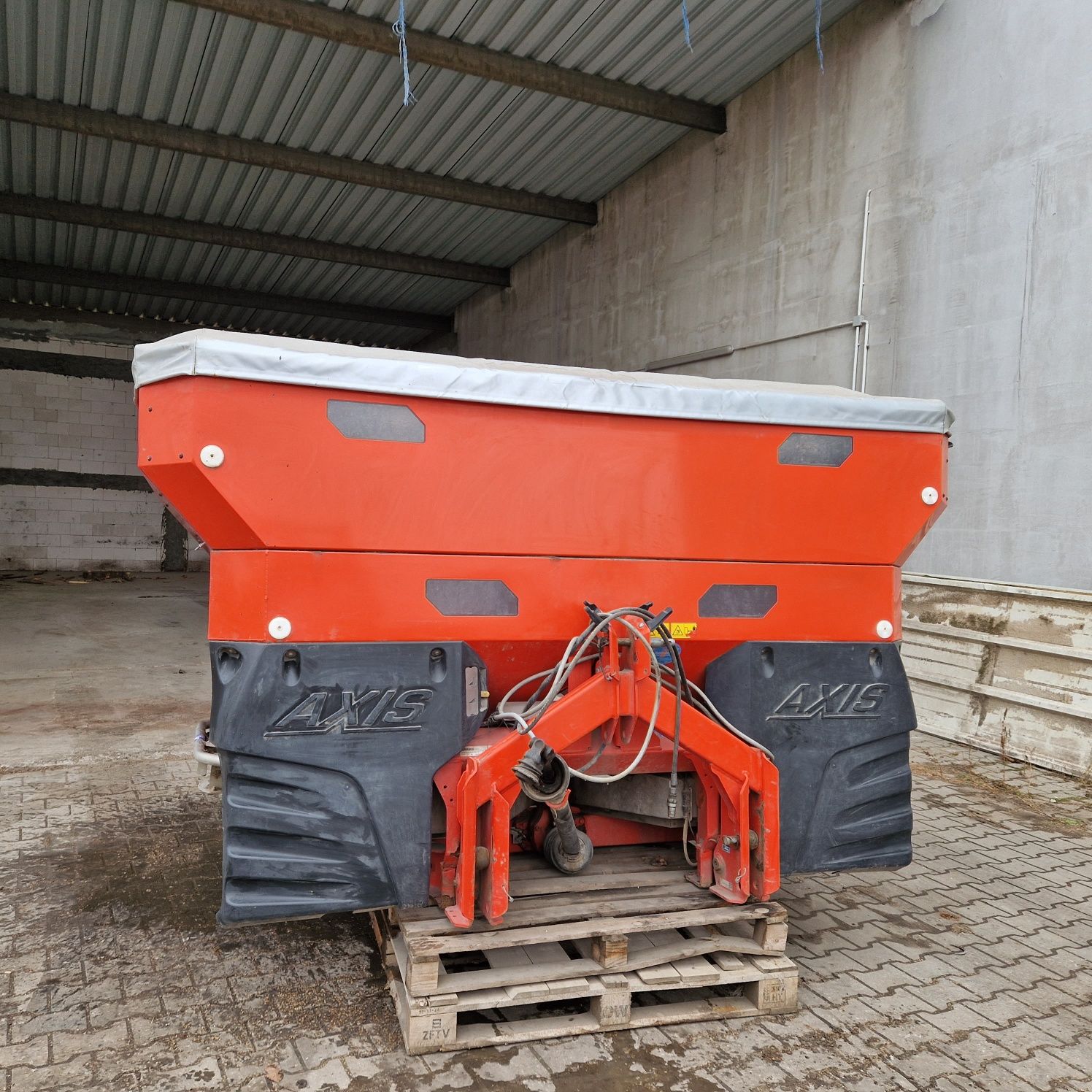 Kuhn axis-m 30.2 EMC + W rauch gps