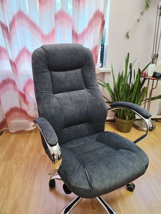 Перетяжка, реставрация мягкой мебели.