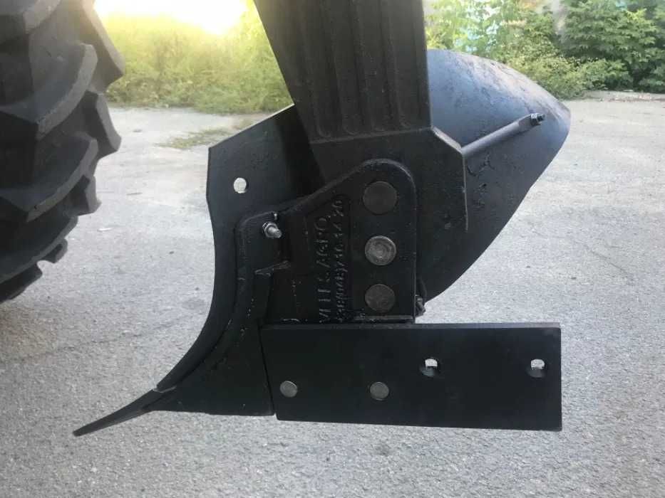 Плуг ПЛН-3-35 трикорпусний навісний