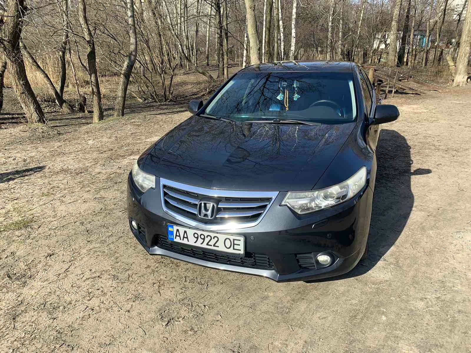 Продам автомобіль Honda Accord 8 , 2012 р