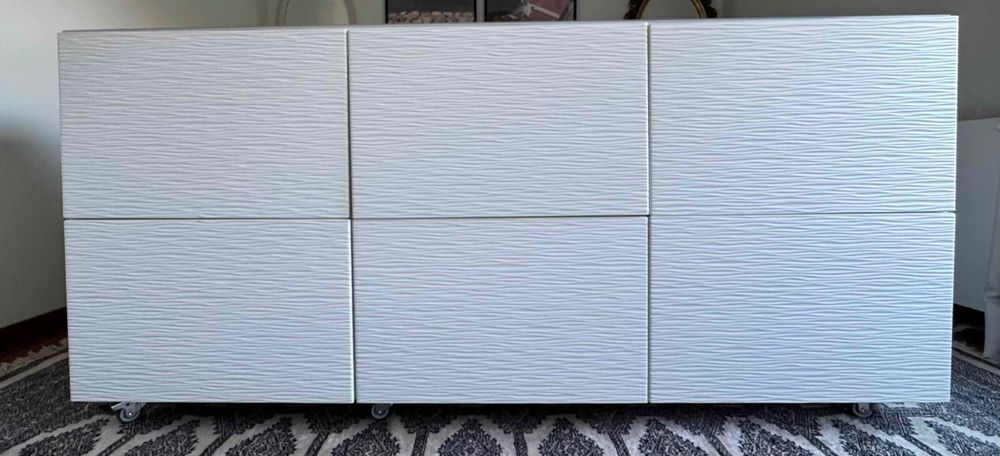 Aparador, consola, louceiro com tampo de vidro. Como Novo!!!