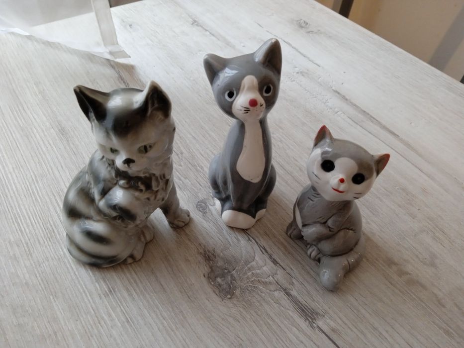 Porcelanowe figurki kotki