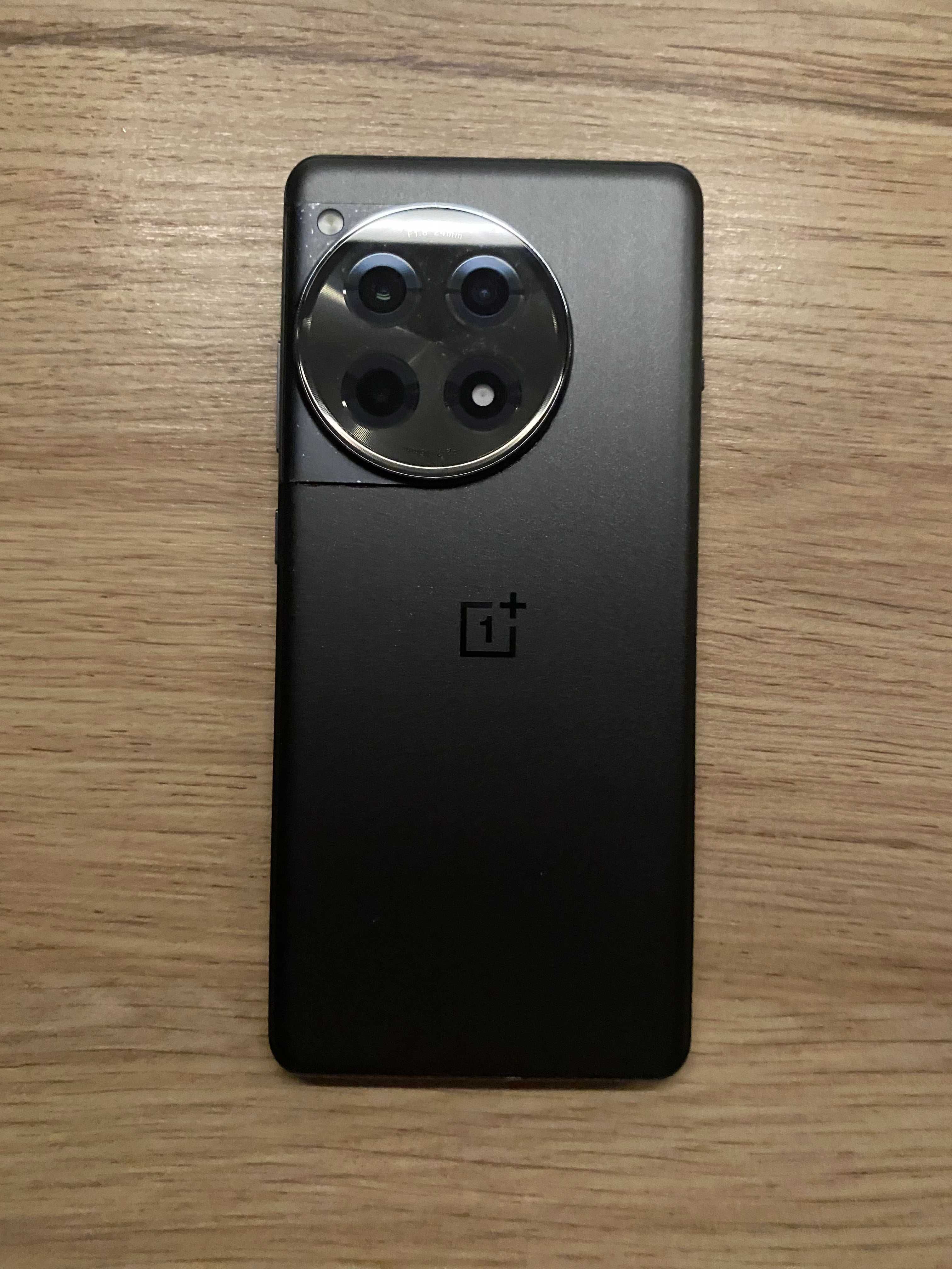 OnePlus 12R - (16/512) - (Snapdragon 8 Gen 2)