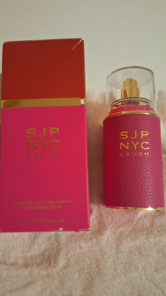 Perfumy Sarah Jessica Parker SJP NYC CRUSH 50ml z USA (brak górnej p)