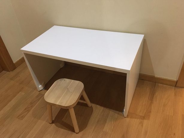 Conjunto mesa e banco para criança Ikea
