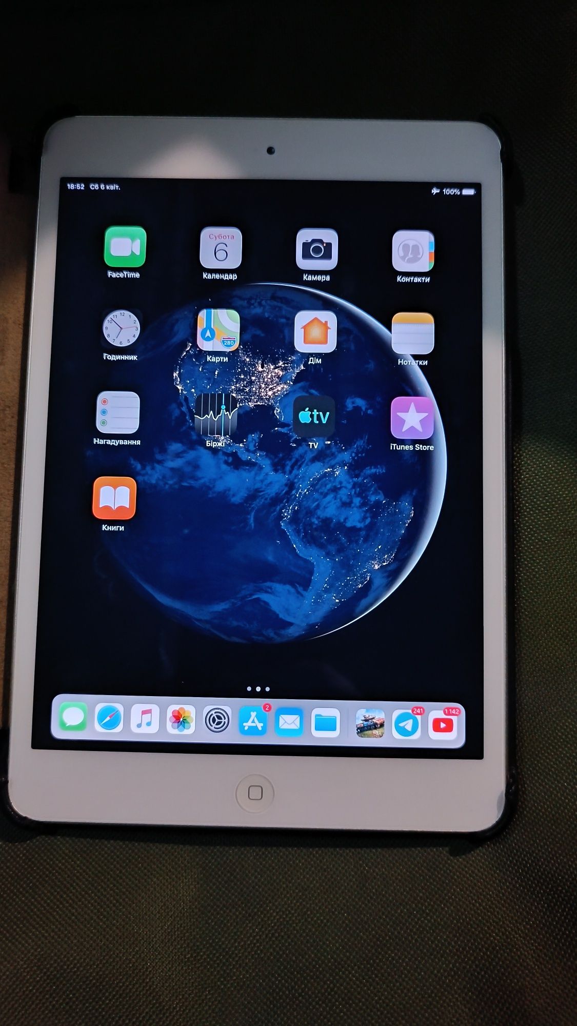 Ipad mini 2 32 gb silver + чохол + кабель