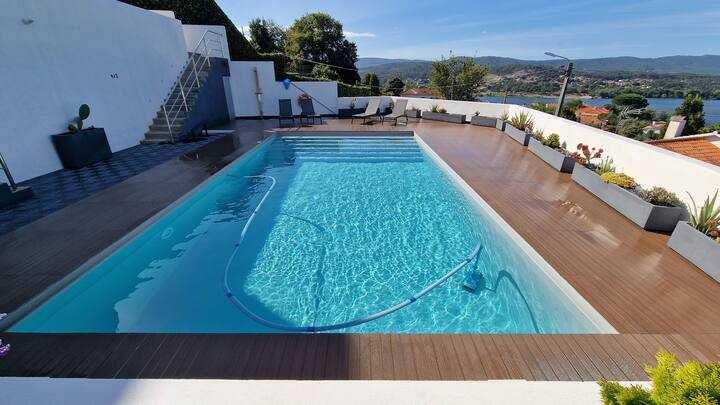 T0 mobilado em Gondarém – tudo incluído – 1 pessoa