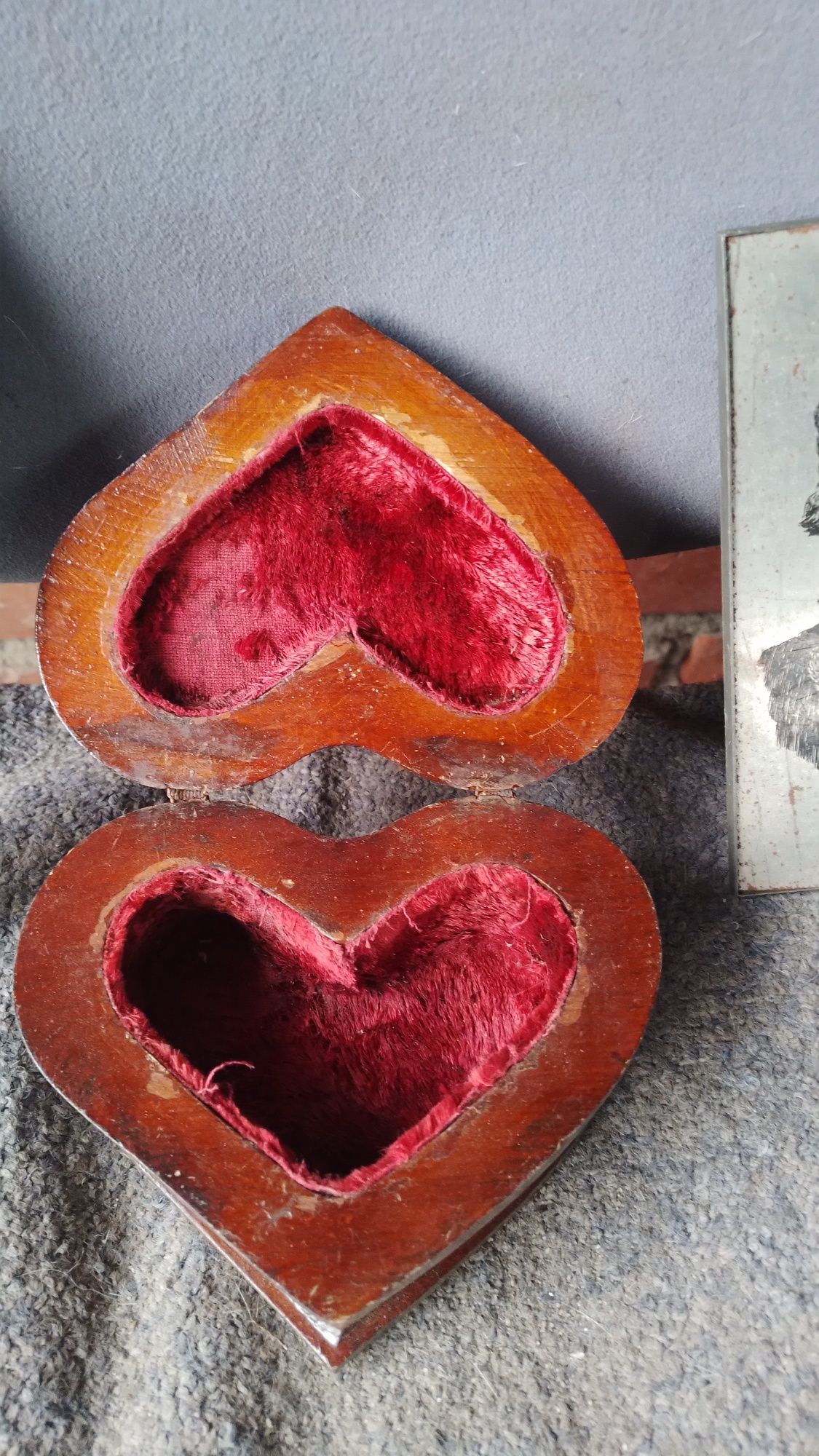 Подарочные сувениры деревяная шкатулка в виде сердечка для женщин