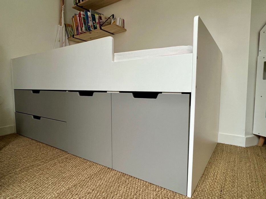 Cama infantil XL com arrumação – Vertbaudet Abracadabra