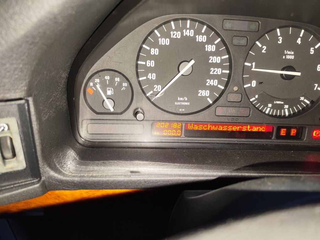 BMW E34 4.0 v8 z Niemiec