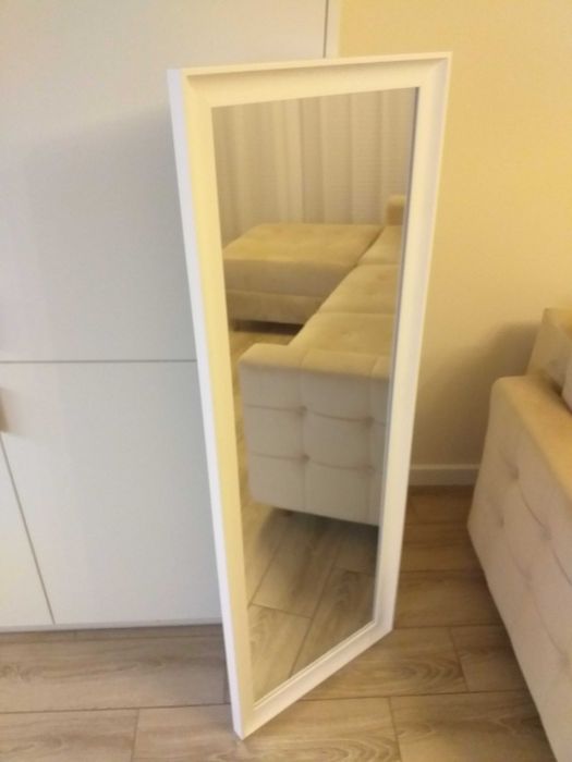 Lustro białe wiszące