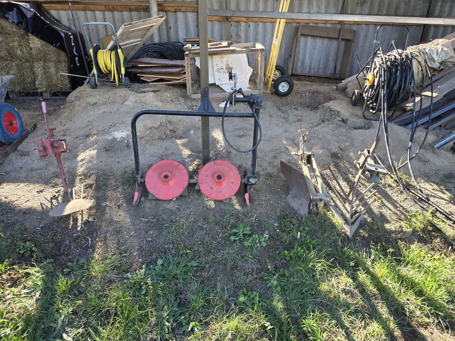 Косарка, плуг, копала...