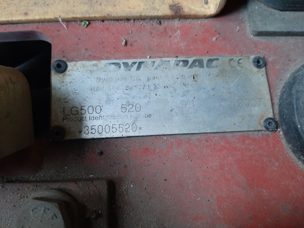 Zagęszczarka LG500 Dynapac Atlas Copco uszkodzony silnik na części