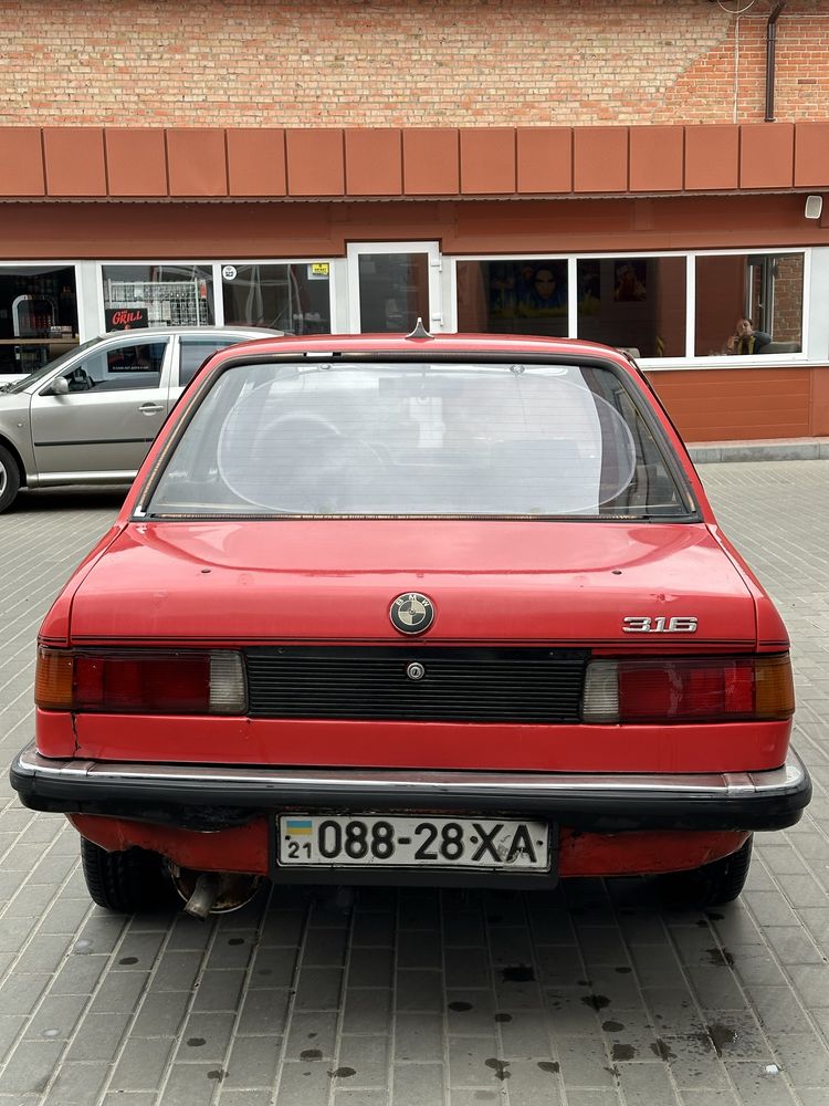 BMW 3 series e21
