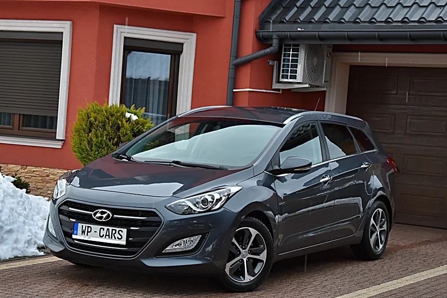 Hyundai I30 Lift 1.6 CRDI 11OKM serwis z Niemiec super stan !!!
