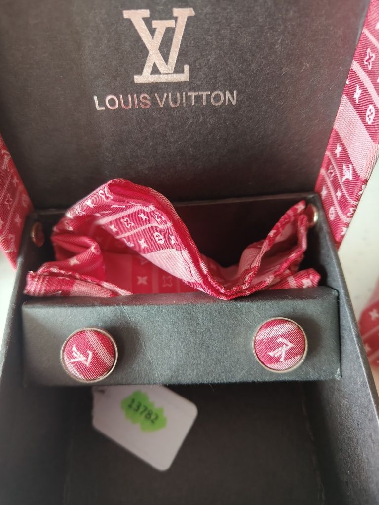Louis Vuitton krawat spinki chusteczka komplet
