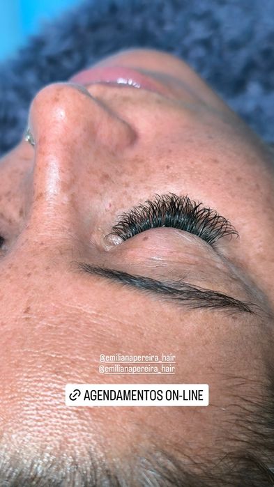 Alongamento de pestanas