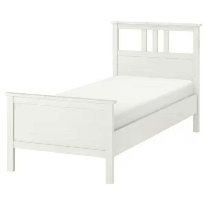estrutura de cama ikea em madeira( branco)
