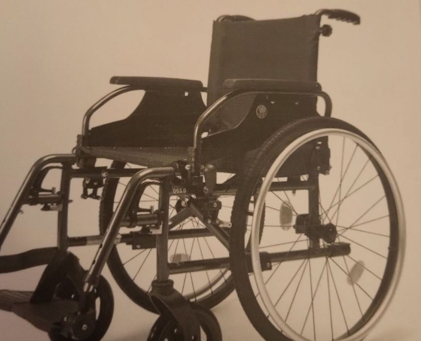 NOWY!!!  Wózek inwalidzki ALUMINIOWY D200 Vermeiren