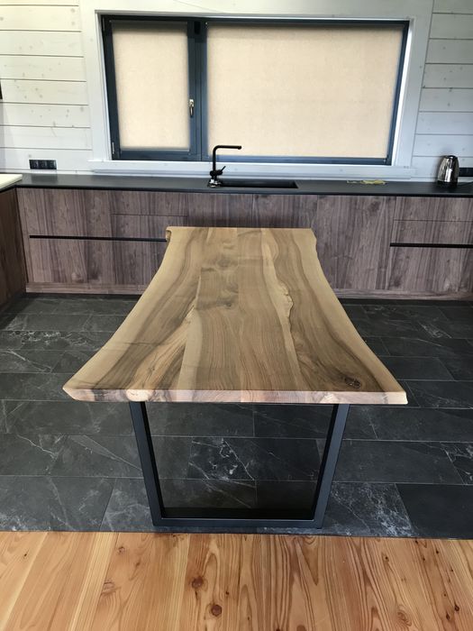 Кухонний стіл для кухні деревяний в Києві