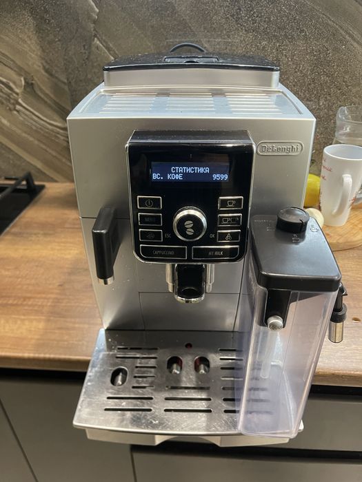 Продам кавомашину Delonghi