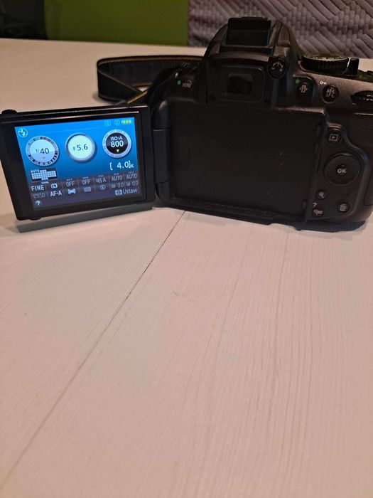 Lustrzanka Cyfrowa Nikon D5200 + akcesoria.