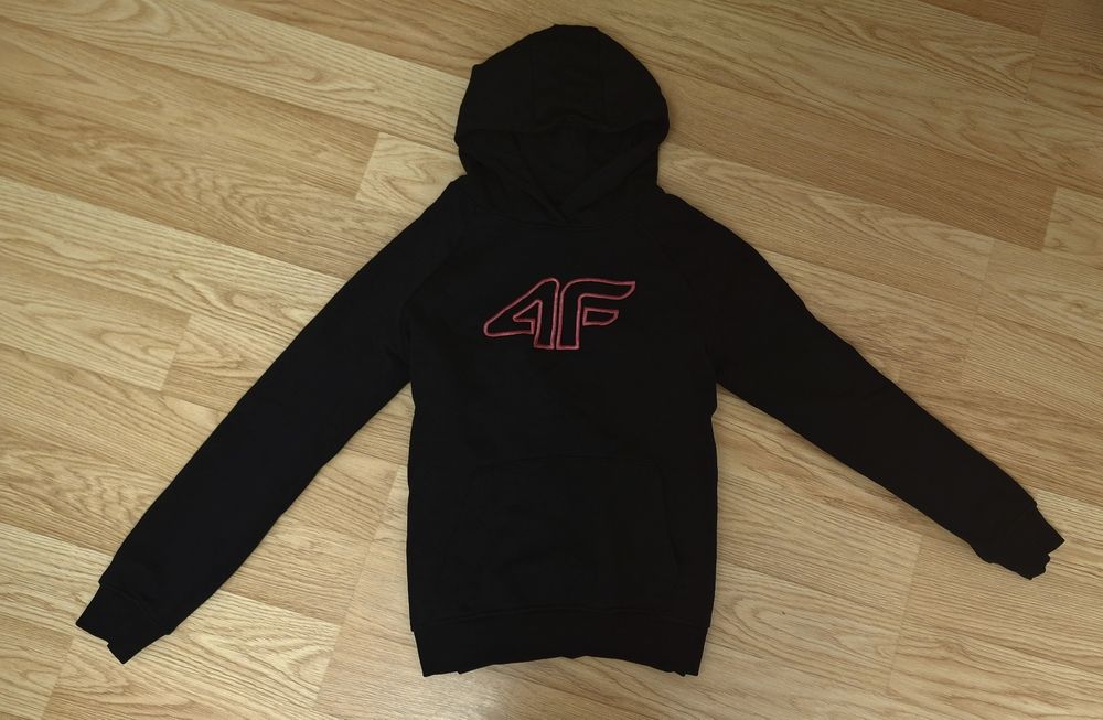 4F Bluza Dziewczęca! Czarna! Kaptur! Duże Logo! Roz. 158!