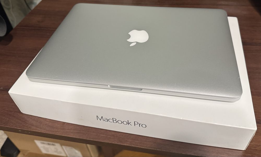 Macbook pro 13 2015 8/128
