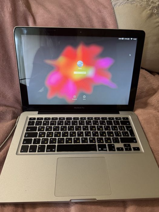 Продам MackBook 13-inch 2011 г