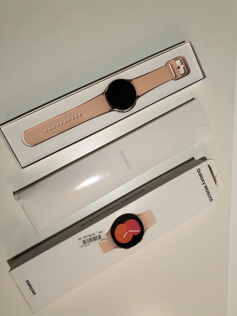 Smartwatch SAMSUNG Watch 5 - Pink Rose