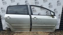 Дверка передня права, задня Toyota Corolla Verso, корола версо